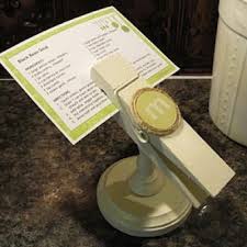 Clothespin Recipe Card Holder Tutorial Recipe Card Holders Diy Recipe Cards Recipe Cards
