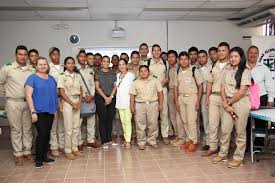 Estudiantes graduando del I.T.P. Abel Tapiero Miranda