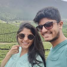 Cassidy Lane Watton and Sarah Harrison out here remininding us to keep our  training resolutions going because SUMMER IS COMING. #ToughMudder