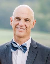 Blake Benge's Instagram, Twitter & Facebook