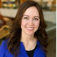 Mandy Beckett's Instagram, Twitter & Facebook