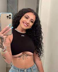 Malu Trevejo nue - Photos et vidéos - ImperiodeFamosas