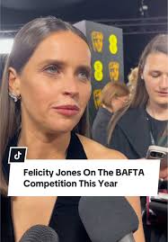 Felicity Jones Guy Pearce New Girlfriend