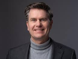 Christopher Connett's Instagram, Twitter & Facebook