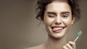 Herzlich willkommen bei Ihrer Zahnärztin Bo Ram Song.