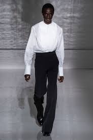 Black And White Fashion Show Givenchy Spring 2019 Couture Fashion Show Vogue Mens Fashion Summer Outfits Menswear Mens Fashion Edgy