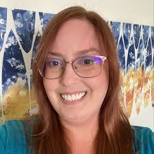 Jessica Straw's Instagram, Twitter & Facebook