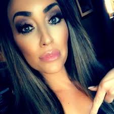 Gianna Simonovich (@gianna_simz)