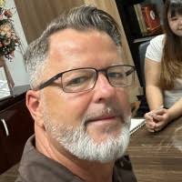 50100+ "Luke ..." profiles