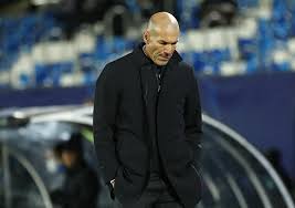 قدم الفرنسي زين الدين زيدان، اليوم الخميس، استقالته من تدريب نادي ريال مدريد، بعد أيام معدودة على تنازل النادي الملكي عن لقبه بطلا للدوري الإسباني لصالح جاره أتلتيكو. Ø²ÙŠÙ† Ø§Ù„Ø¯ÙŠÙ† Ø²ÙŠØ¯Ø§Ù† Sputnik Arabic