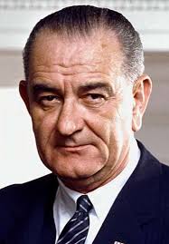 210 Lyndon b johnson in the oval office Images: PICRYL