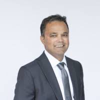 Roger Smith Email & Phone Number