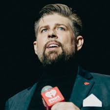 Sean Strife (@LifeOfStrife)