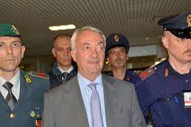 L'ex proprietario ilva è infatti ancora. Dzwkgruu3yrodm