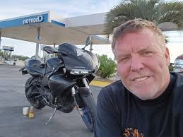 Hey y'all, i'm the new one in the group. My nickname is JayAre and i'm from  Niedersachsen, Germany. One of my bikes is a soft modified Gixxer. Frame  from 88, 750 Gixxer,