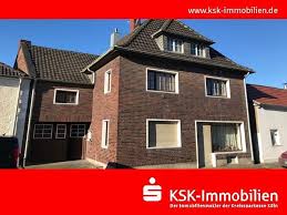 Interessante haus angebote finden in bergheim/erft & umgebung die haussuche durchführen entscheiden sie sich zwischen reihenhaus, einfamilienhaus, doppelhaushälfte & weiteren haus angeboten im immobilienportal von meinestadt.de finden sie 281 häuser zum kauf. Haus Zum Verkauf 50129 Bergheim Busdorf Mapio Net