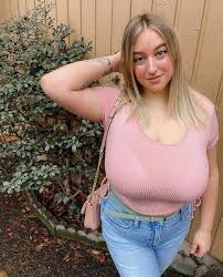 Impossible To Hide Nudes 2busty2hide NUDE PICS ORG 0 | Hot Sex Picture