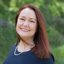 Virginia Galloway (@wearehyphae)