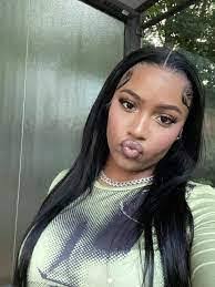 Elisha Pace's Instagram, Twitter & Facebook