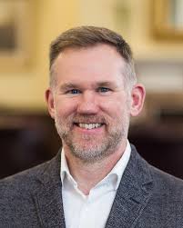 Jay Skelton's Instagram, Twitter & Facebook