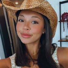 Arieana Koonce's Instagram, Twitter & Facebook