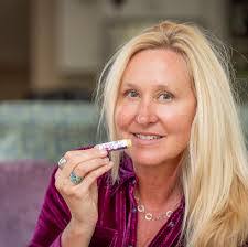 Kimberly Masters's Instagram, Twitter & Facebook