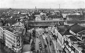 Blick Von Der Kaiser Wilhelm Gedachtnis Kirche Auf Die Berlin Photos Berlin