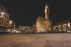 The later additions of the 15th and above all of the 16th centuries changed the scale of the rear part of the palace, without however. Palazzo Vecchio A Firenze Biglietti Tour E Info Per La Visita