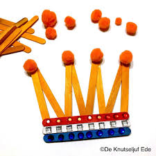 Kinderwoorddienst kleurplaten christus koning kroon en inri. King S Day Crown Of Popsicles Kingsday2020 Kingscrown Orangeparty De Knutseljuf Ede