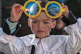 Big Glasses for Me Please!