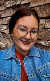 Christine Paschke's Instagram, Twitter & Facebook