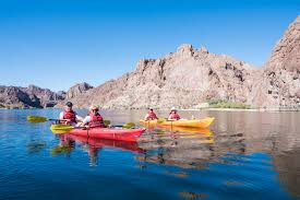 They rarely have more than a small amount of storage to keep them light and agile. Beginner Kayaking Tips For First Time Paddlers Bearfoot Theory