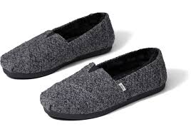 Besides good quality brands, you'll also find plenty of discounts when you shop for hook knit black during big sales. Black Heathered Sweater Knit And Faux Fur Women S Classics Toms