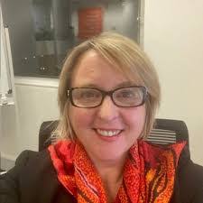 Jasmin Hunter's Instagram, Twitter & Facebook