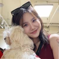 30+ "Eve Ho" profiles