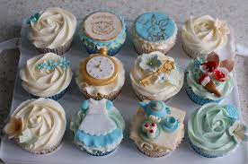 Pin By Sweet Delights On Alice In Wonderland Cupcakes Alice In Wonderland Cupcakes Alice In Wonderland Cakes Alice In Wonderland Food
