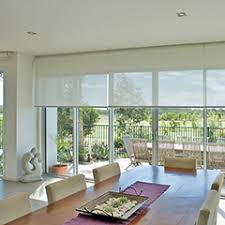 Oturma odanızda estetik ve şık bir görünüme sahip olmak isterseniz resimdeki mor renkli stor perdeyi düşünebilirsiniz. Stor Perde Modelleri Fiyatlari 2021 Online Hazir Stor Satin Al Perde Com