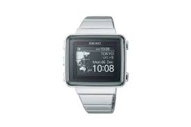 This Innovative Watch Features An E Ink Monocrhome Active Matrix Display To Deliver Sharp Clear Images The Spirit Includes An Au Ink Electronic Paper Display