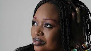 Un grand merci à son excellence adama barrow, président de la république de gambie pour son invitation et cet accueil chaleureux. Mali Oumou Sangare Charge Sidiki Diabate