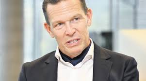 Hugo Boss-Chef will in der Region bis zu 300 Stellen schaffen und die Firma  neu definieren