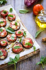 Pizza D Aubergines Sans Pate Recette Italienne Un Dejeuner De Soleil Recette En 2020 Recette Italienne Recettes De Cuisine Recette