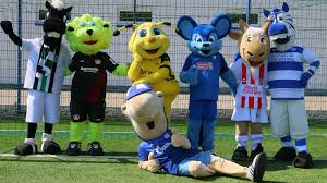 Welcome to the official instagram account of fortuna düsseldorf🔴⚪️ bit.ly/2jlce8j. Nrw Kids Club Turnier Jetzt Anmelden Knappenkids Schalke 04