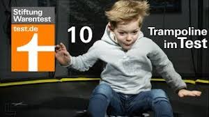 Der vergleich der besten trampoline liefert ein ergebnis. Test Trampoline Dieses Gartentrampolin Kann Gefahrlich Werden Youtube