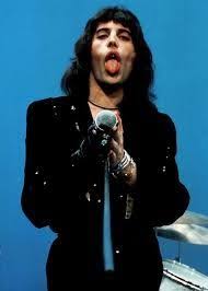 Image Result For Freddie Mercury Long Hair Queen Freddie Mercury Freddie Mercury Queen Band