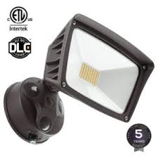 The 25 Best Outdoor Flood Lights Of 2020 Findhow