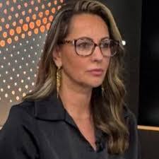 Amanda Hass's Instagram, Twitter & Facebook