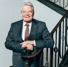 Vote for most stylish men 2021 at be global fashion network. Joachim Gauck Welt