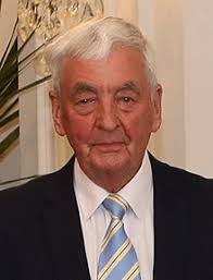 Bob Francis (referee)