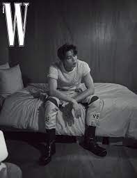 더블유 코리아 (w korea) logo. Nct 127 S Johnny And Jaehyun Reveal Their Heroes What They Would Tell Their Rookie Selves And More Soompi