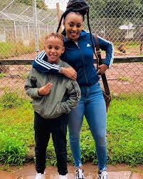 Positive energy all the way. Ghafla Kenya On Twitter Socialite Amber Ray Opens Up About Life After Walking Out On Alleged Makanga Baby Daddy Https T Co A97ymr8aec